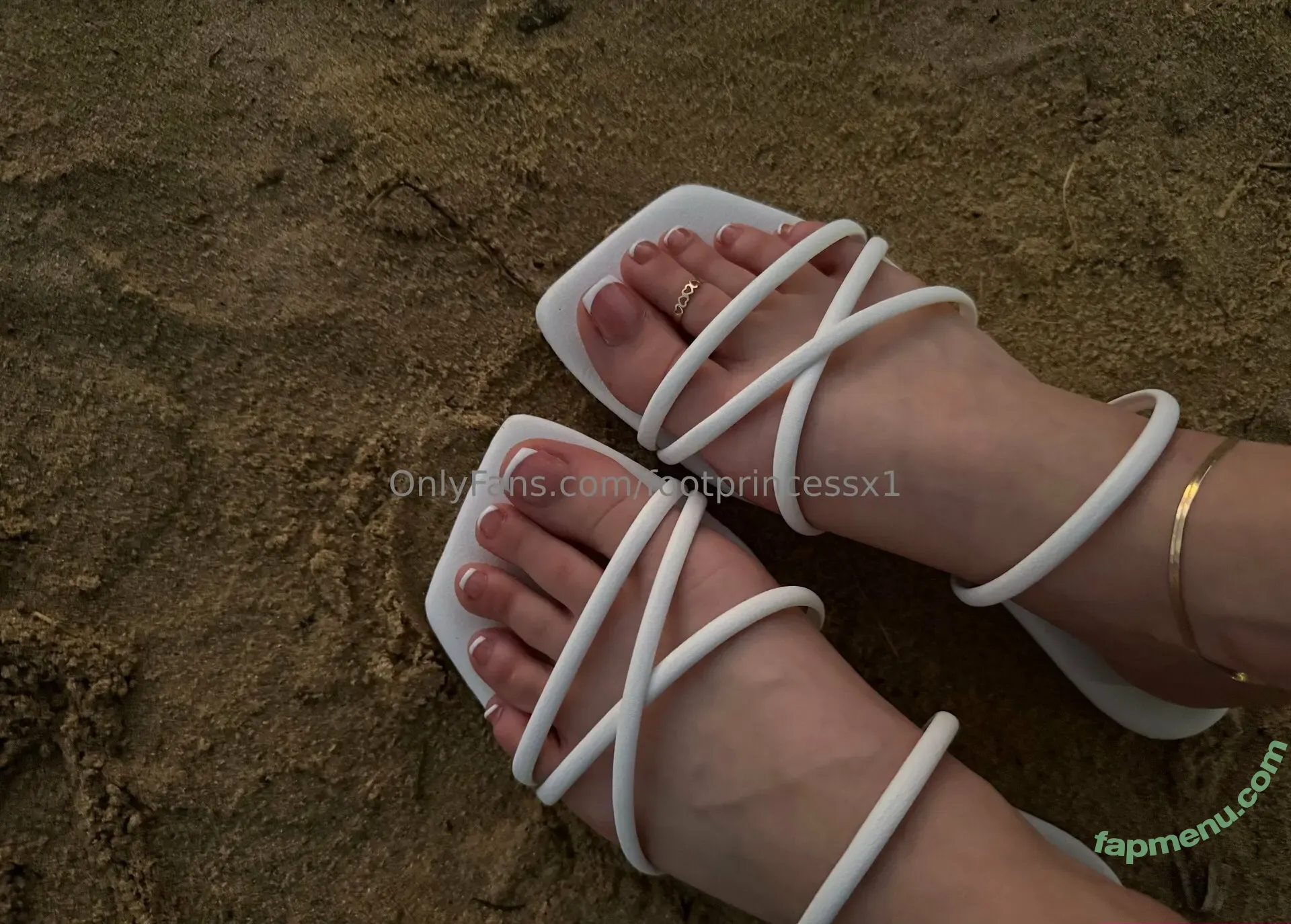 footprincessx1 nude photo #0023 (thereal_raneesa)