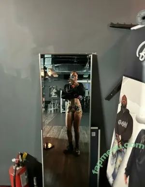  nude photo #0005