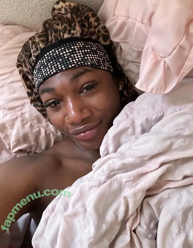 foreignkisss nude photo #0004 (foreignkisses__)