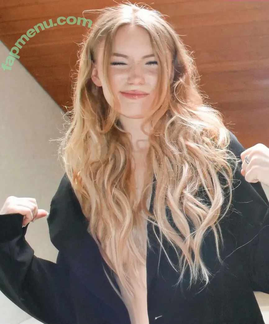 Francesca Dougan nude photo #0005 (almost.cesca)
