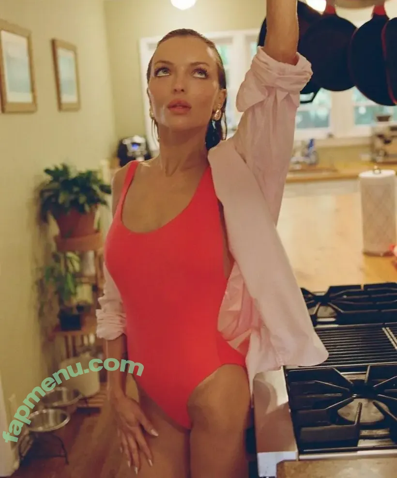 Francesca Eastwood nude photo #0002 (francescaeastwood)
