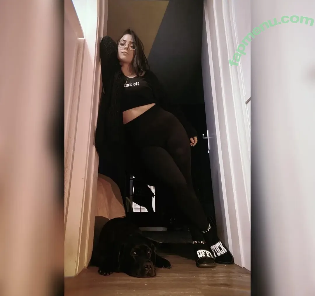 FreakinMagical nude photo #0004 (NastassjaStr)