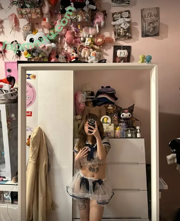 free.minichashu nude photo #0003 (freetheeministalli)