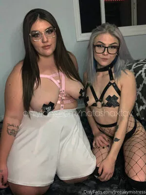  nude photo #0003