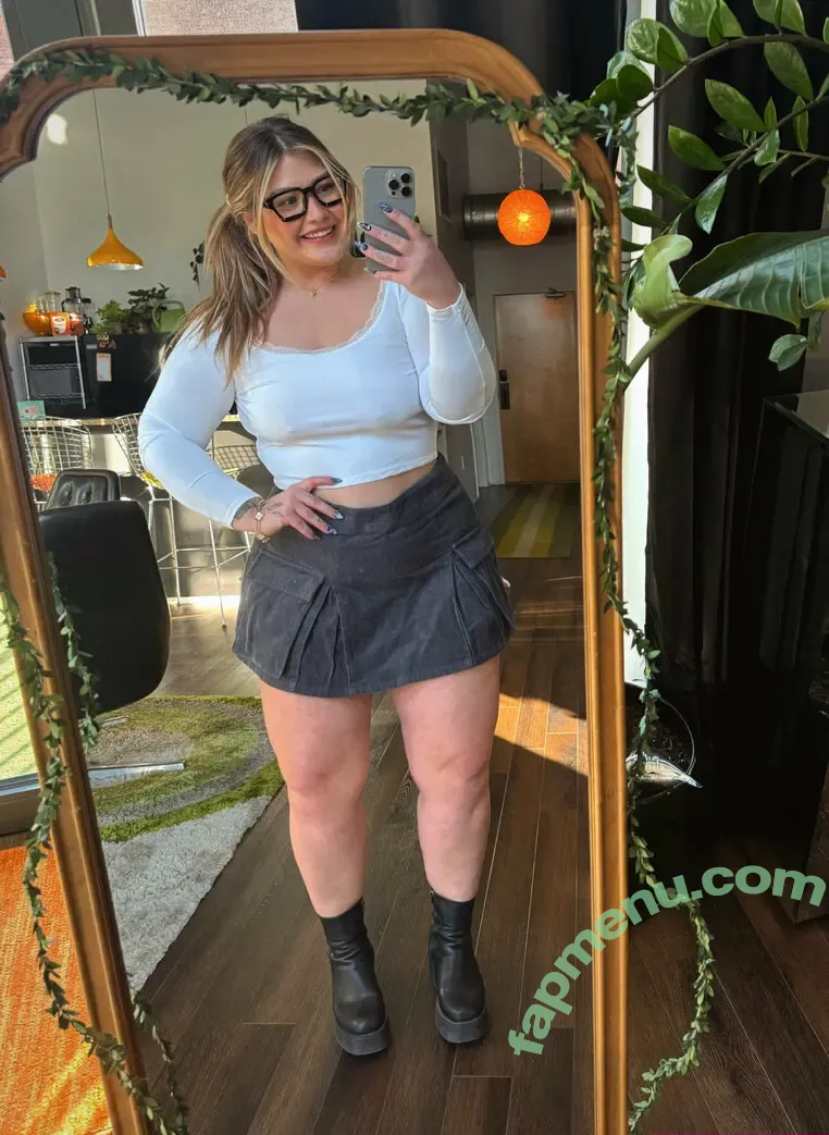 freedemibleu nude photo #0005 (freedemradio)