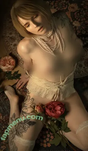  nude photo #0002
