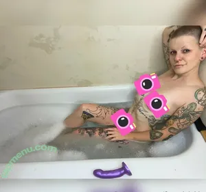  nude photo #0002