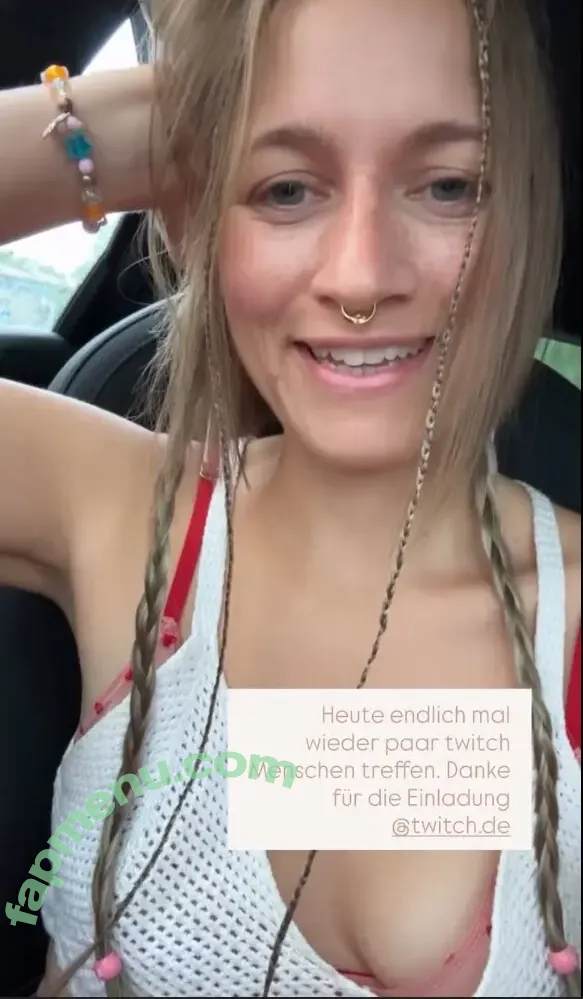 Freiraumreh nude photo #0046 (Freiraumreh)