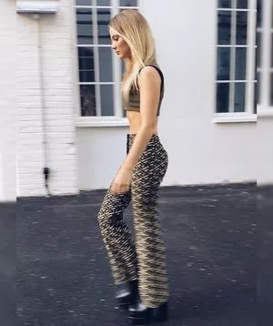 Freya Allan / Ciri / freyaallan / freyaallann nude photo #0106