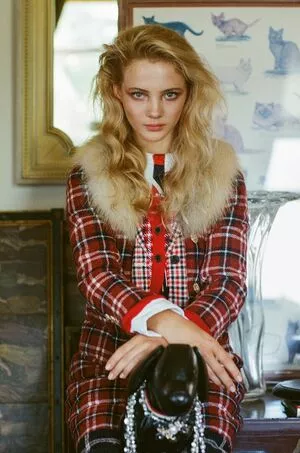 Freya Allan / Ciri / freyaallan / freyaallann nude photo #0116