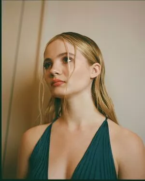 Freya Allan / Ciri / freyaallan / freyaallann nude photo #0119