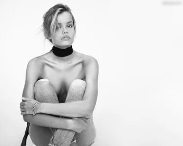Frida Aasen / frida_aasen nude photo #0188