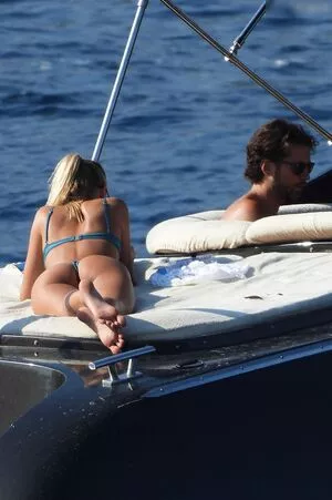 Frida Aasen / frida_aasen nude photo #0223