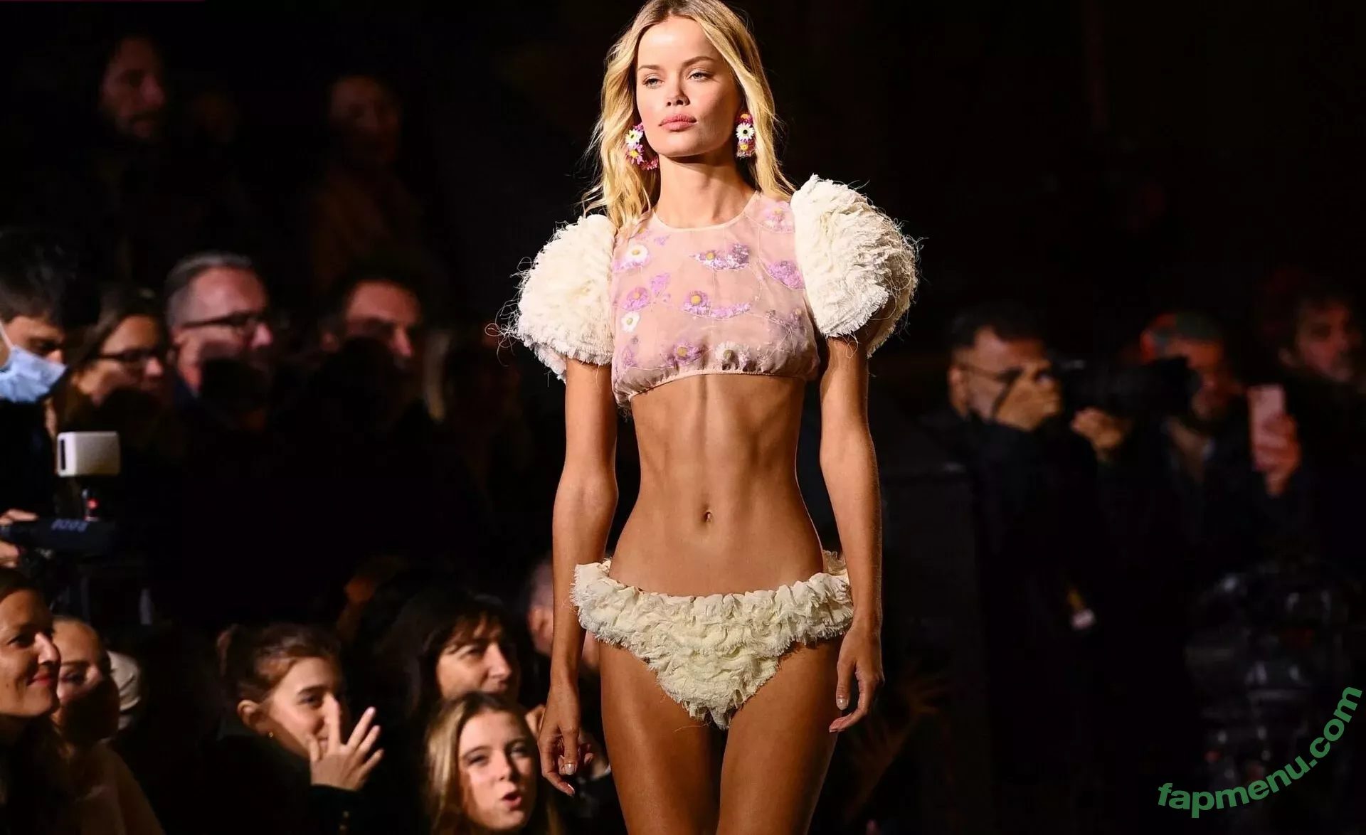 Frida Aasen nude photo #0084 (frida_aasen)