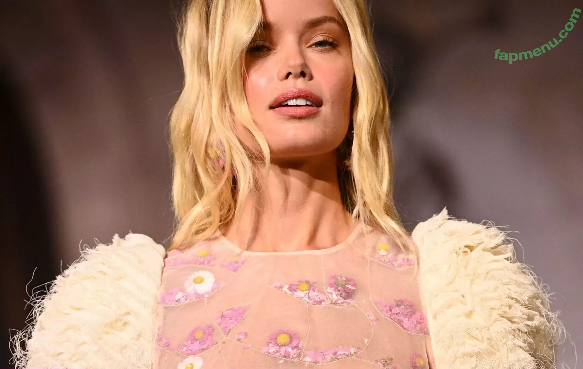 Frida Aasen nude photo #0085 (frida_aasen)