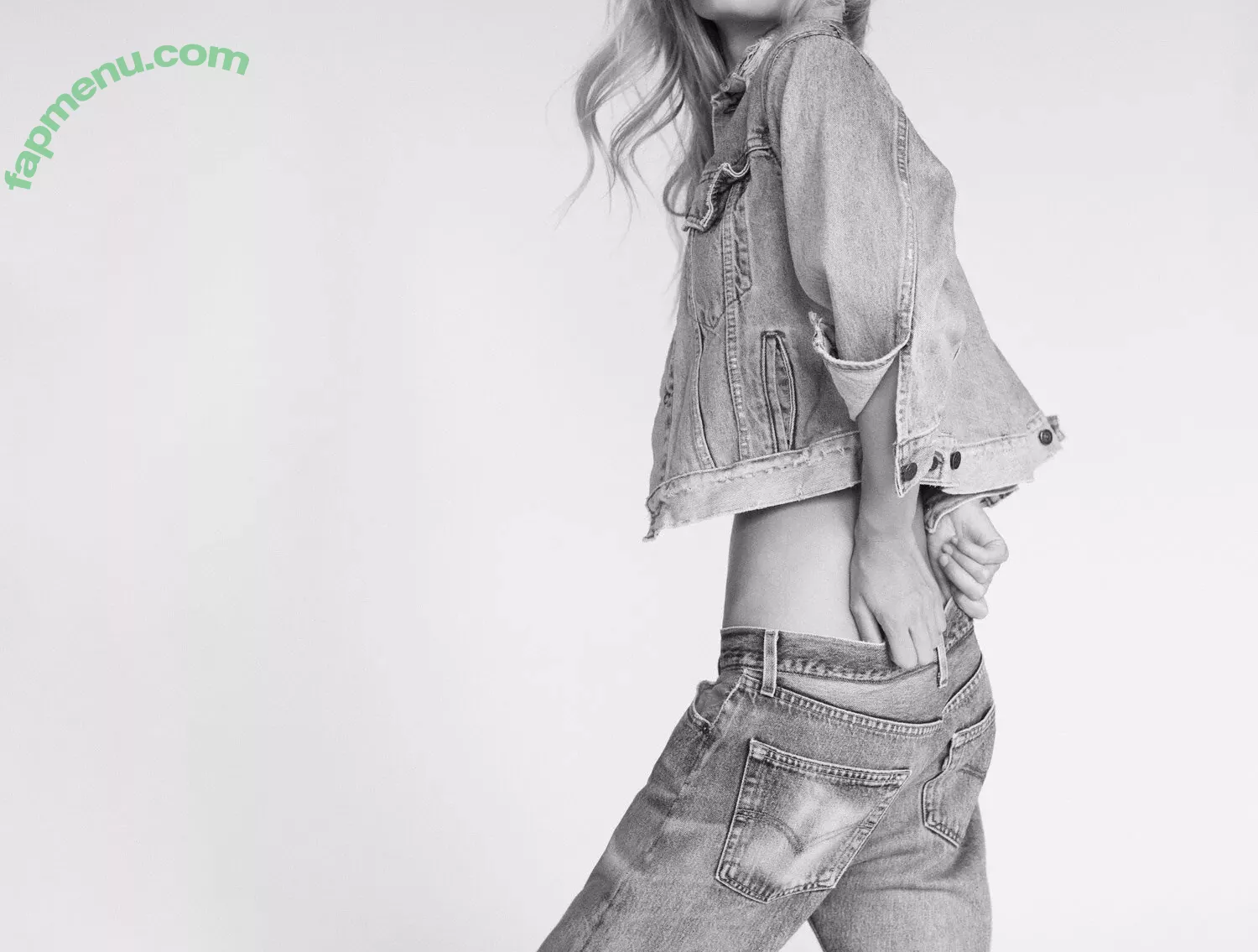 Frida Aasen nude photo #0186 (frida_aasen)
