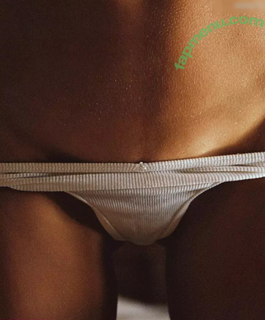 Frida Aasen nude photo #0212 (frida_aasen)