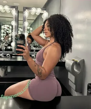  nude photo #0001
