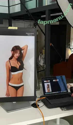from.seowon / wonisthename nude photo #0038