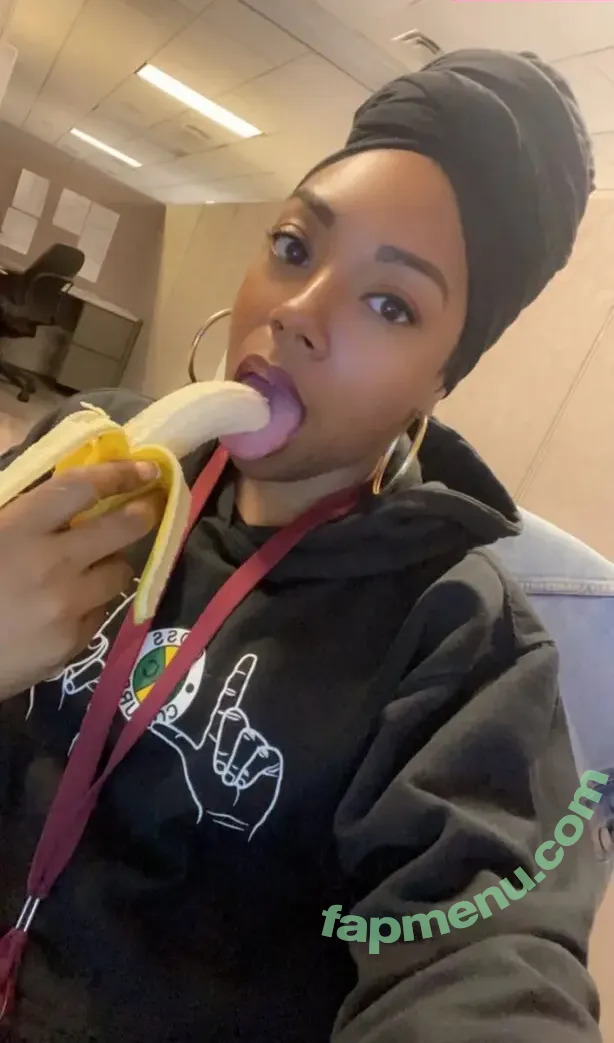 Fromfatmawithxoxo nude photo #0001 (supahotshopper)