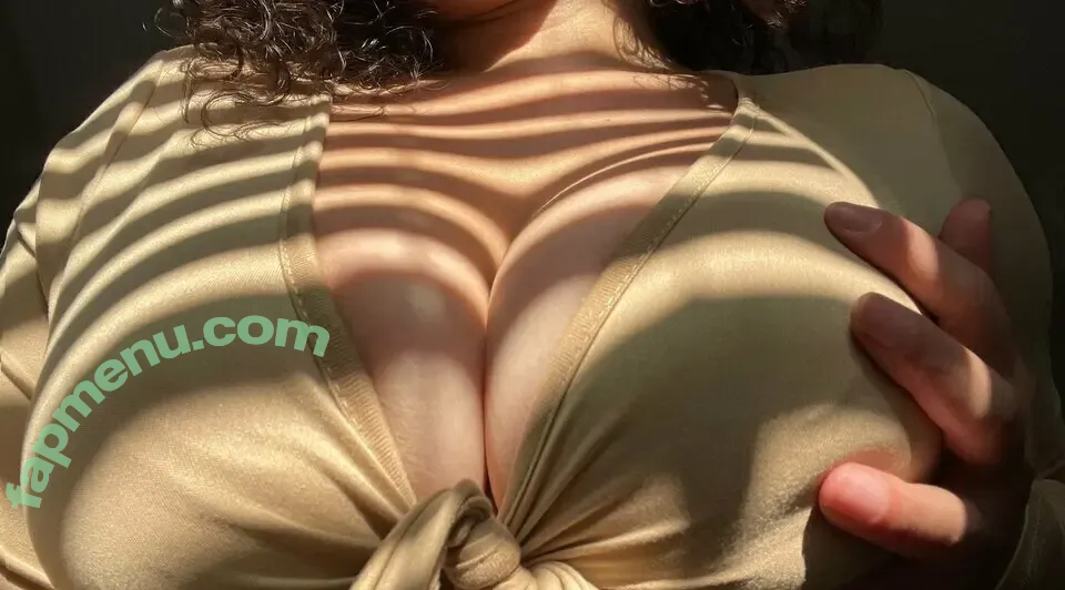 frostedaliine nude photo #0043 (frostedaliine)