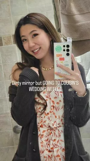 Fuslie / Leslie nude photo #0070