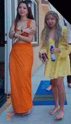 Fuslie / Leslie nude photo #0073