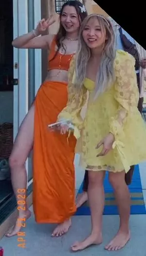 Fuslie / Leslie nude photo #0075