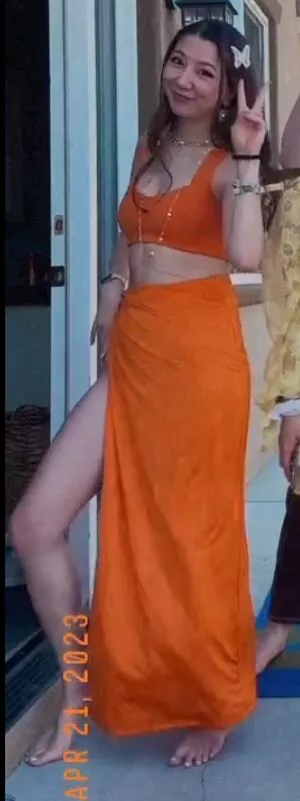 Fuslie / Leslie nude photo #0077