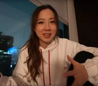 Fuslie / Leslie nude photo #0114