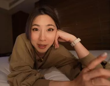 Fuslie / Leslie nude photo #0121