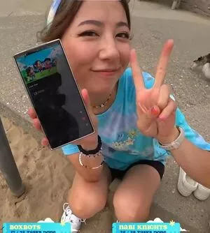 Fuslie / Leslie nude photo #0301