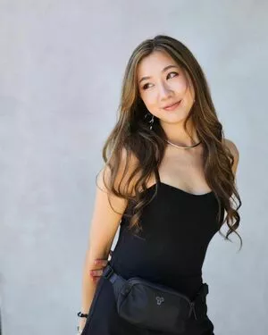Fuslie / Leslie nude photo #0313