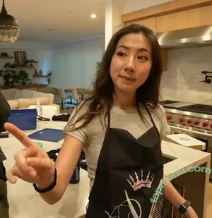 Fuslie / Leslie nude photo #0794