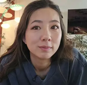 Fuslie / Leslie nude photo #0800