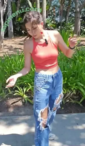 Fuslie / Leslie nude photo #0810