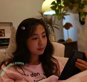 Fuslie / Leslie nude photo #0815