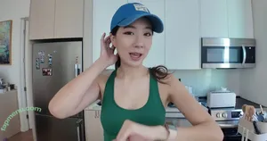 Fuslie / Leslie nude photo #0828