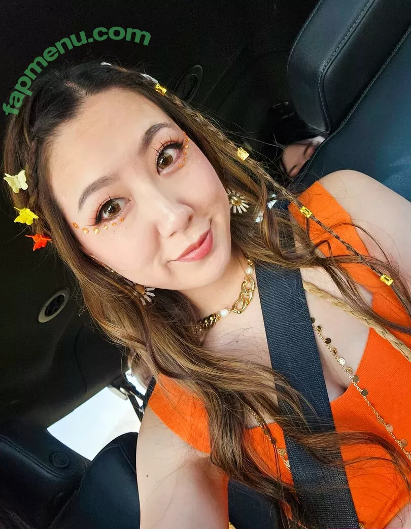 Fuslie nude photo #0078 (Leslie)