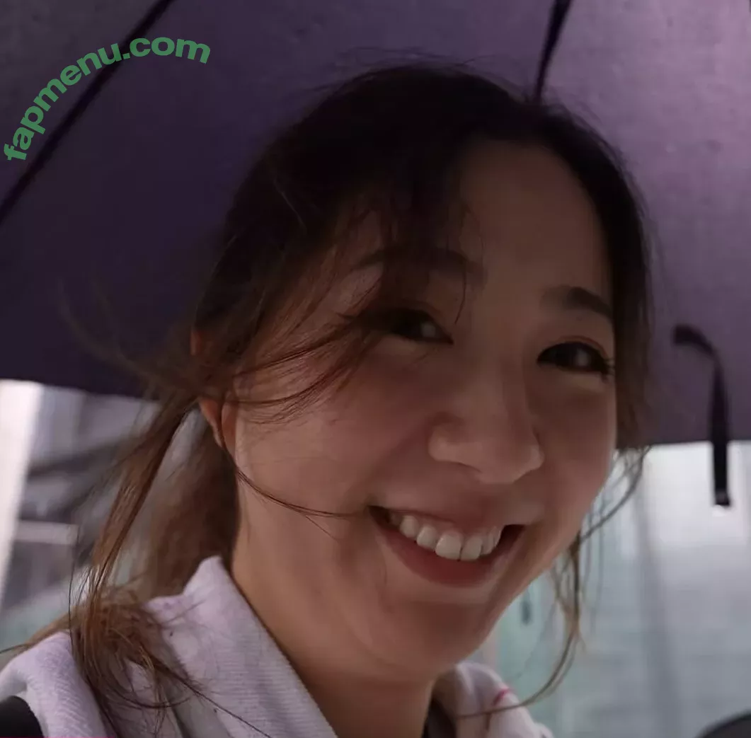Fuslie nude photo #0108 (Leslie)