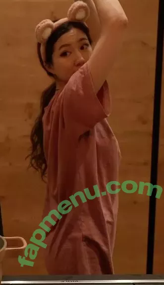 Fuslie nude photo #0198 (Leslie)