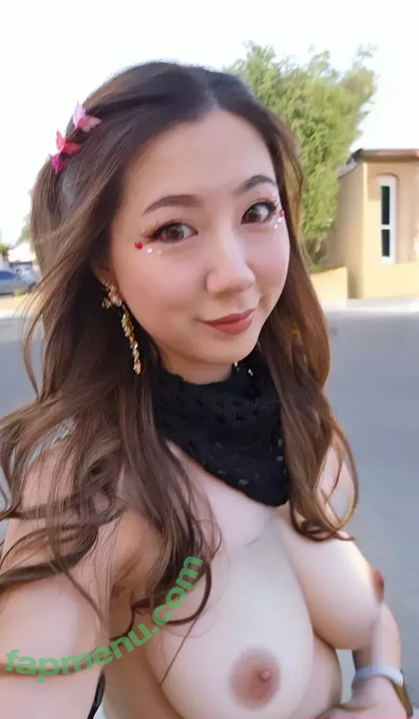 Fuslie nude photo #0225 (Leslie)