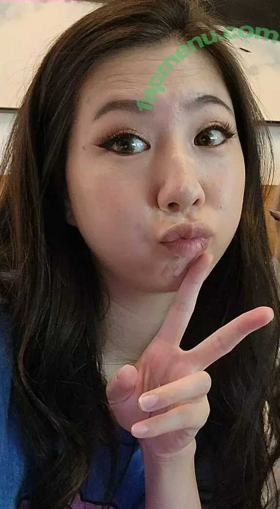 Fuslie nude photo #0323 (Leslie)