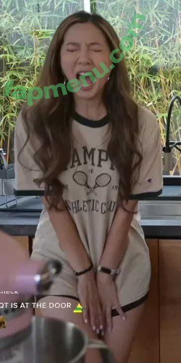 Fuslie nude photo #0394 (Leslie)