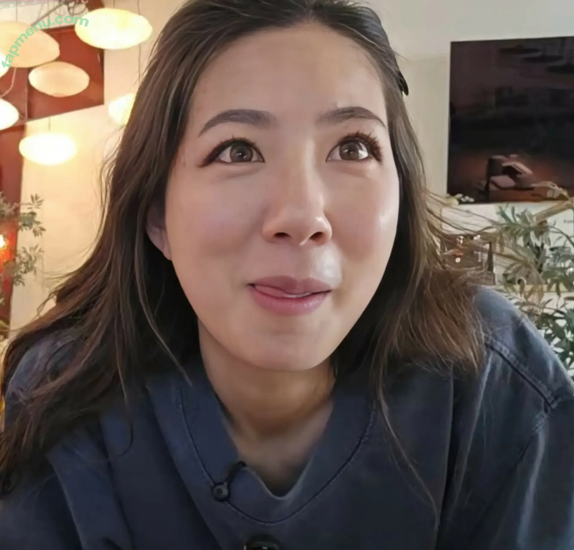 Fuslie nude photo #0799 (Leslie)