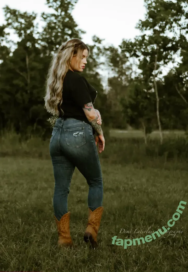 futurexwifetheory nude photo #0008 (reel)