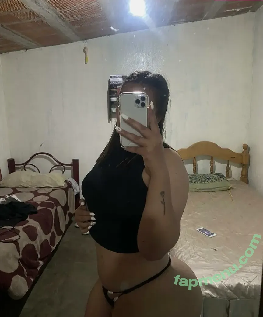 g_lunitaluu nude photo #0001 (g_lunitaluu)