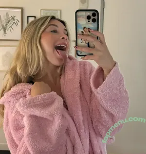  nude photo #0005