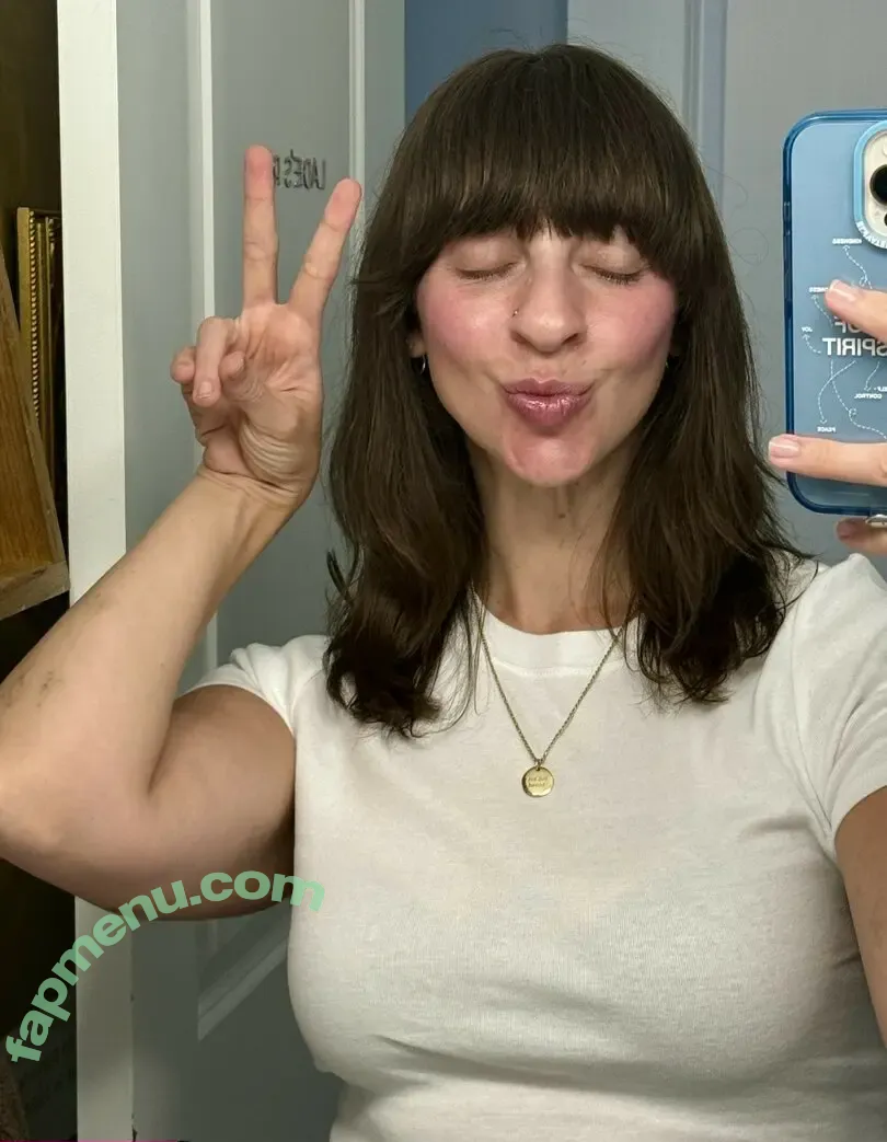 Gabbie Hanna nude photo #0290 (gabbie_hanna / gabbiehanna / youtuber)