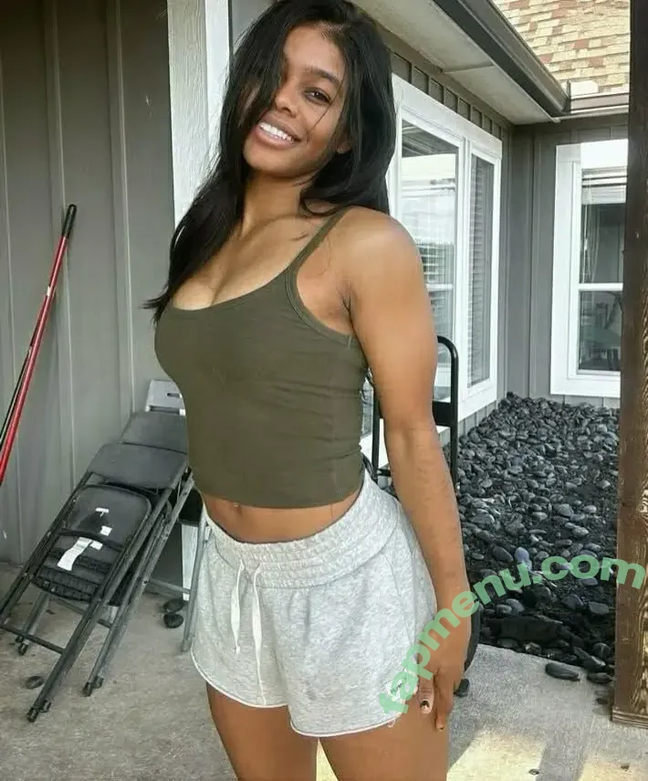 Gabby Douglas nude photo #0001 (Gabby Douglas)